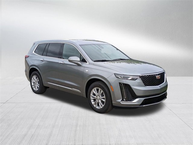 2025 Cadillac XT6 Luxury photo 3