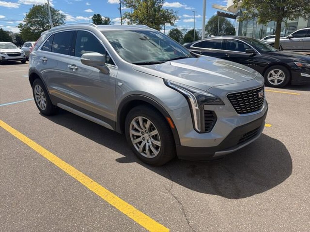 Used 2023 CADILLAC XT4 Premium Luxury SUV