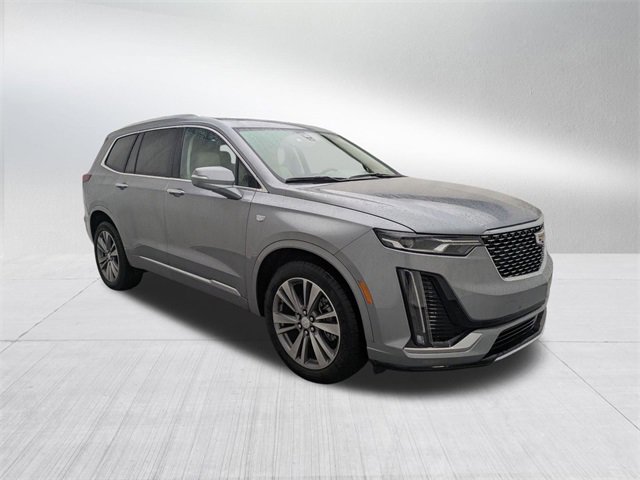2025 Cadillac XT6 Premium Luxury photo 3