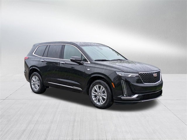 2025 Cadillac XT6 Luxury photo 3