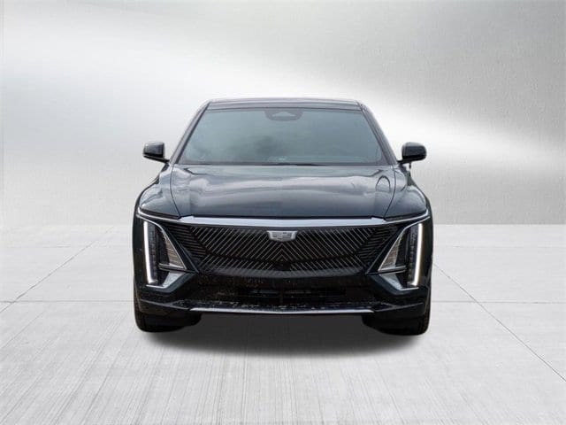 Used 2025 Cadillac LYRIQ Luxury 1 with VIN 1GYKPNRL0SZ305277 for sale in Novi, MI