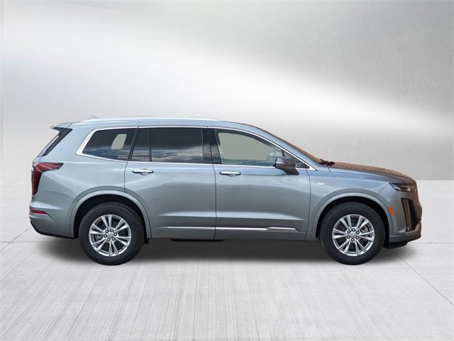 2025 Cadillac XT6 Luxury photo 4