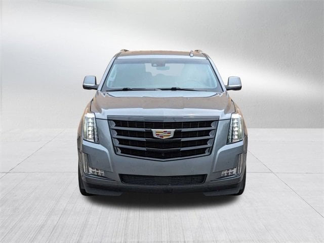 Used 2020 Cadillac Escalade ESV Premium Luxury with VIN 1GYS4JKJ3LR176706 for sale in Novi, MI