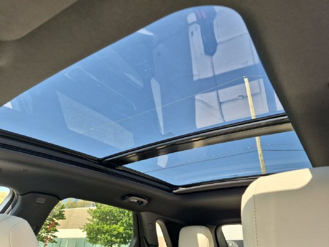2026 Cadillac XT5 Sport - Photo 19