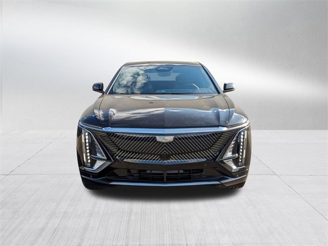 Used 2024 Cadillac LYRIQ Luxury 3 with VIN 1GYKPSRK2RZ124682 for sale in Novi, MI