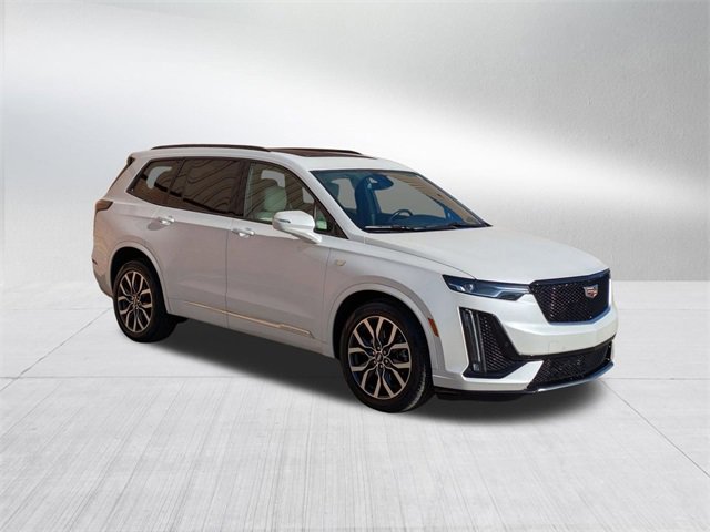 2021 Cadillac XT6 Sport photo 3