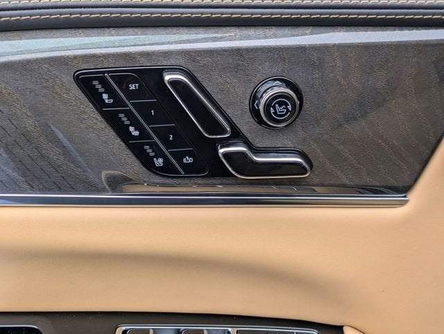 2025 Cadillac Escalade IQ Sport 2 - Photo 20