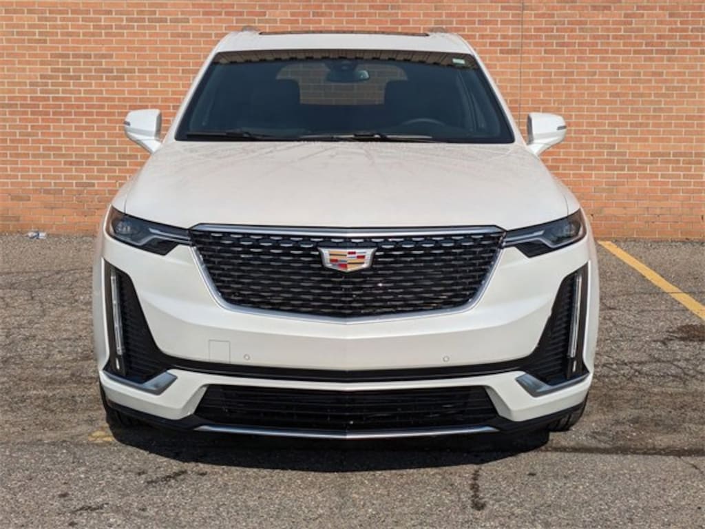 Used 2025 CADILLAC XT6 Luxury SUV