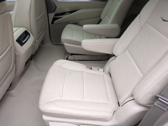 2027 Cadillac Escalade Platinum Sport - Photo 22
