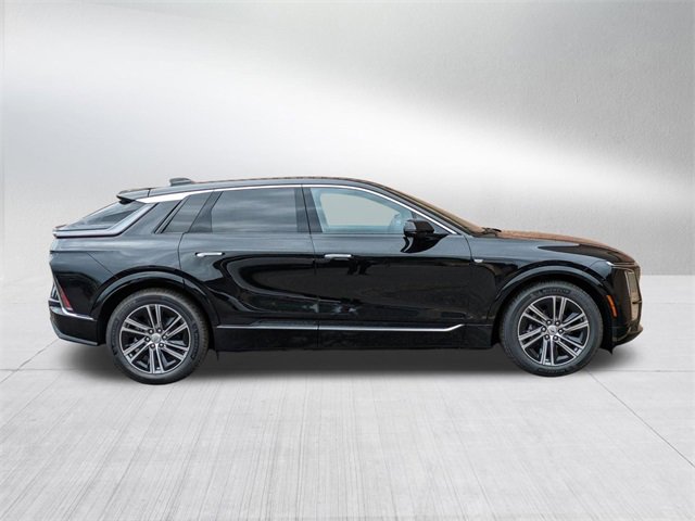 2025 Cadillac Lyriq Luxury photo 4