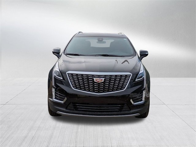 2025 Cadillac XT5 Premium Luxury photo 2
