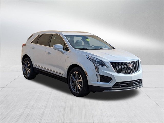 2025 Cadillac XT5 Premium Luxury photo 3