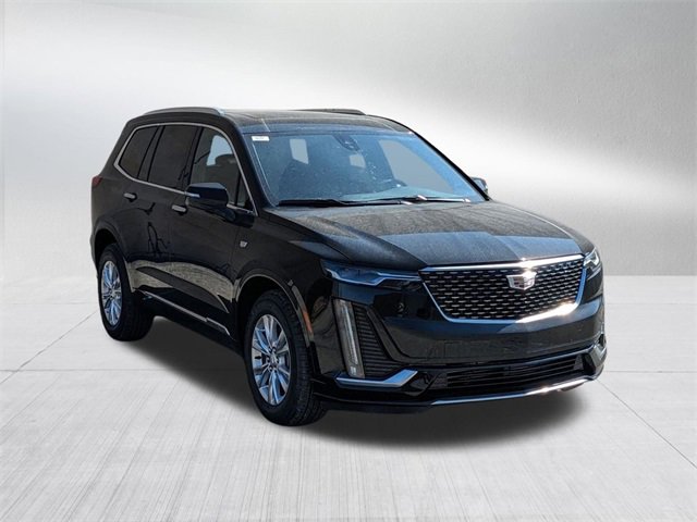 2025 Cadillac XT6 Luxury photo 3