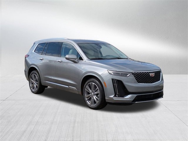 2025 Cadillac XT6 Premium Luxury photo 3