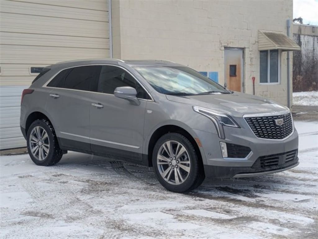 New 2026 CADILLAC XT5 Premium Luxury SUV