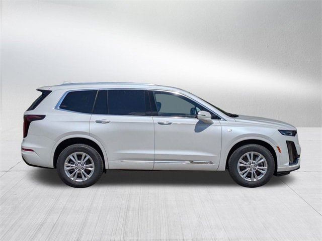 2025 Cadillac XT6 Luxury photo 4