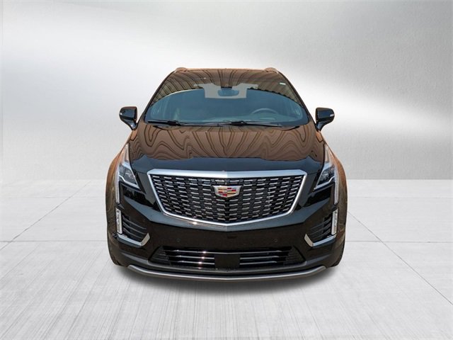 2025 Cadillac XT5 Premium Luxury photo 2