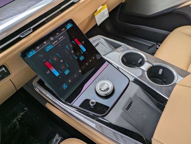 2025 Cadillac Escalade IQ Sport 2 - Photo 14