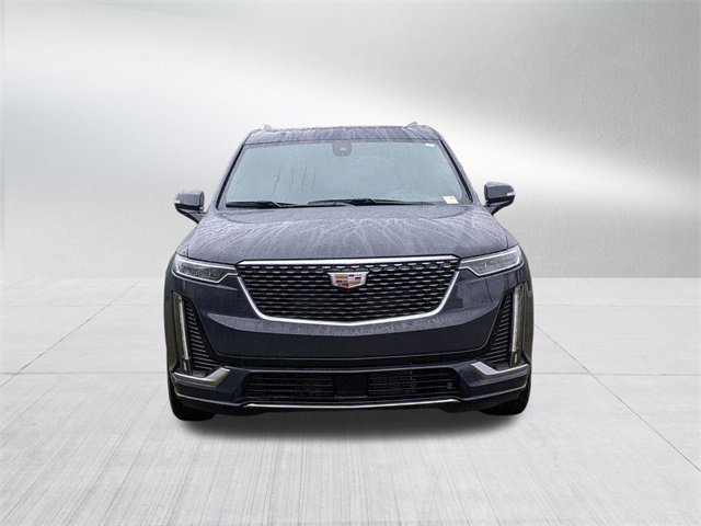 2025 Cadillac XT6 Premium Luxury photo 2