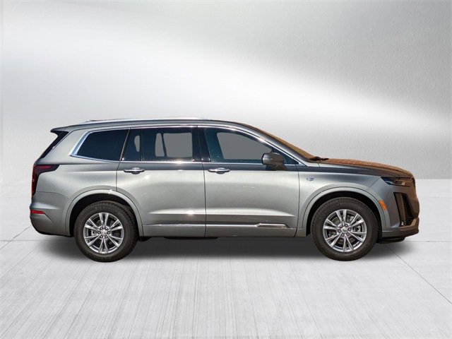 2025 Cadillac XT6 Luxury photo 4