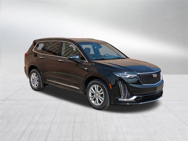 2025 Cadillac XT6 Luxury photo 3