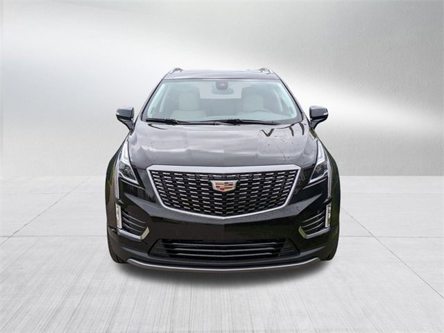 2025 Cadillac XT5 Premium Luxury photo 2