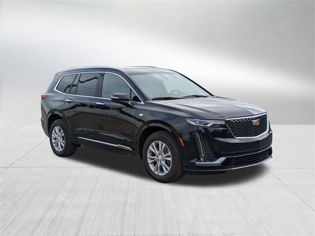 2025 Cadillac XT6 Luxury photo 3