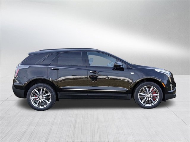 2025 Cadillac XT5 Sport photo 3