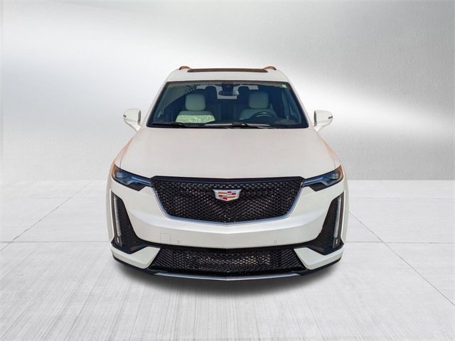 2021 Cadillac XT6 Sport photo 2