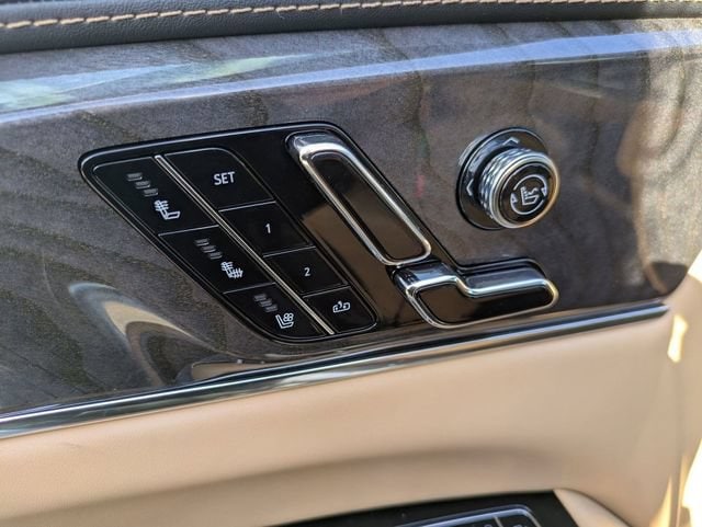 2025 Cadillac Escalade IQ Sport 2 - Photo 19