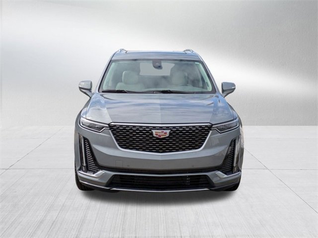2025 Cadillac XT6 Premium Luxury photo 2