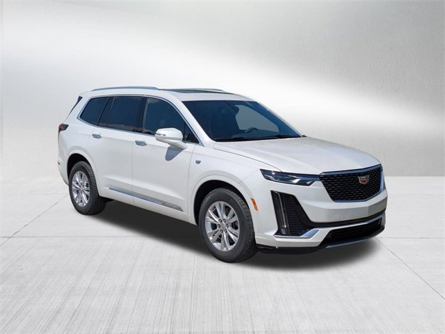 2025 Cadillac XT6 Luxury photo 3