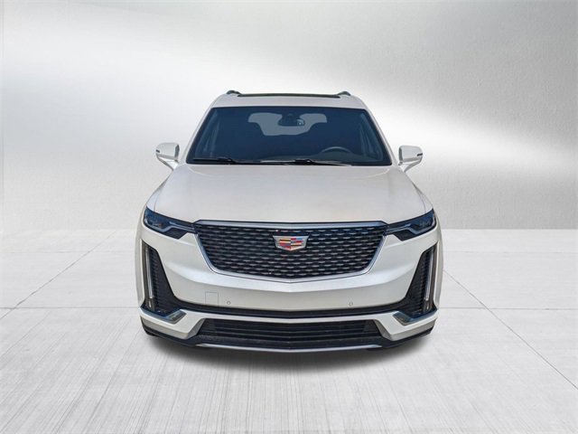 2025 Cadillac XT6 Premium Luxury photo 2
