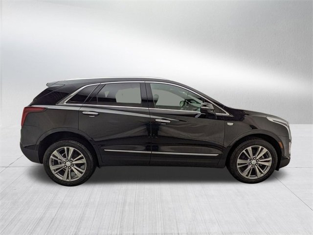 2025 Cadillac XT5 Premium Luxury photo 3