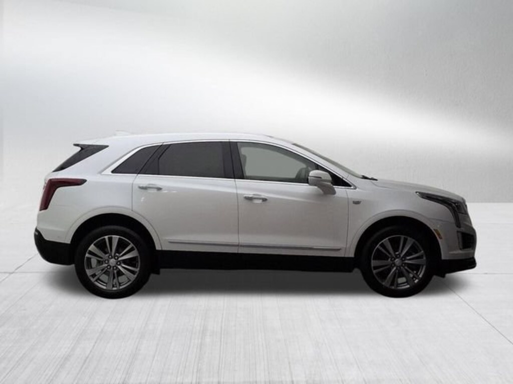 Used 2026 CADILLAC XT5 Premium Luxury SUV