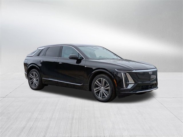 2025 Cadillac Lyriq Luxury photo 2