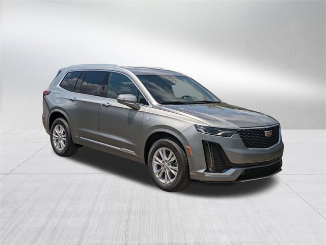 2025 Cadillac XT6 Luxury photo 3