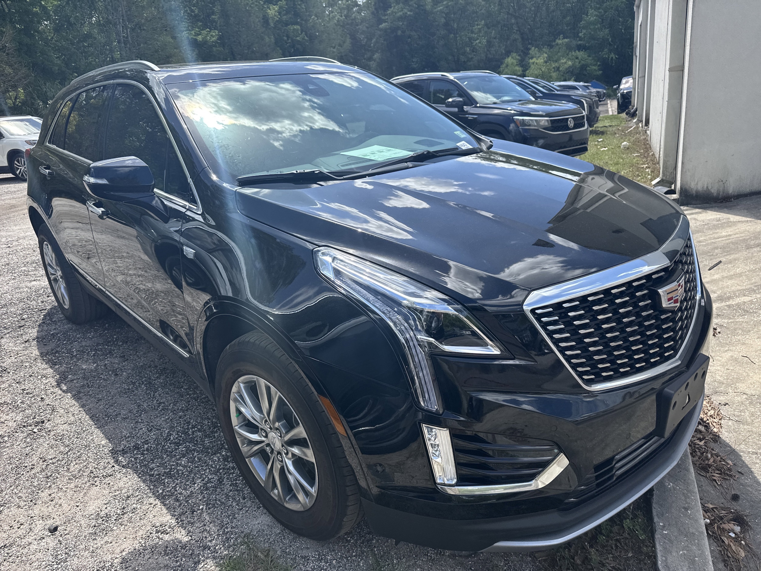 View vehicle photo 2