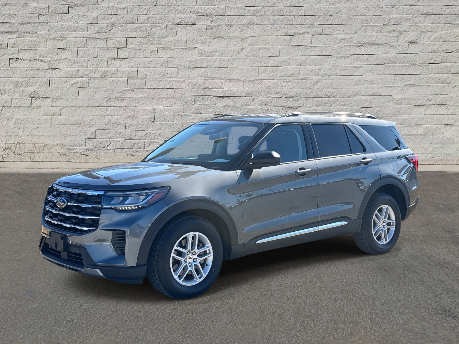 2025 Ford Explorer Active AWD