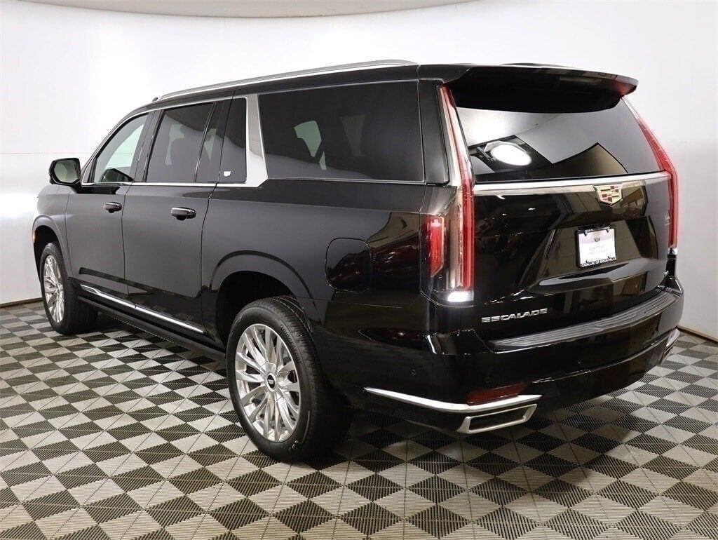 Used 2024 Cadillac Escalade ESV Premium Luxury with VIN 1GYS4LKL8RR322152 for sale in Sioux Falls, SD