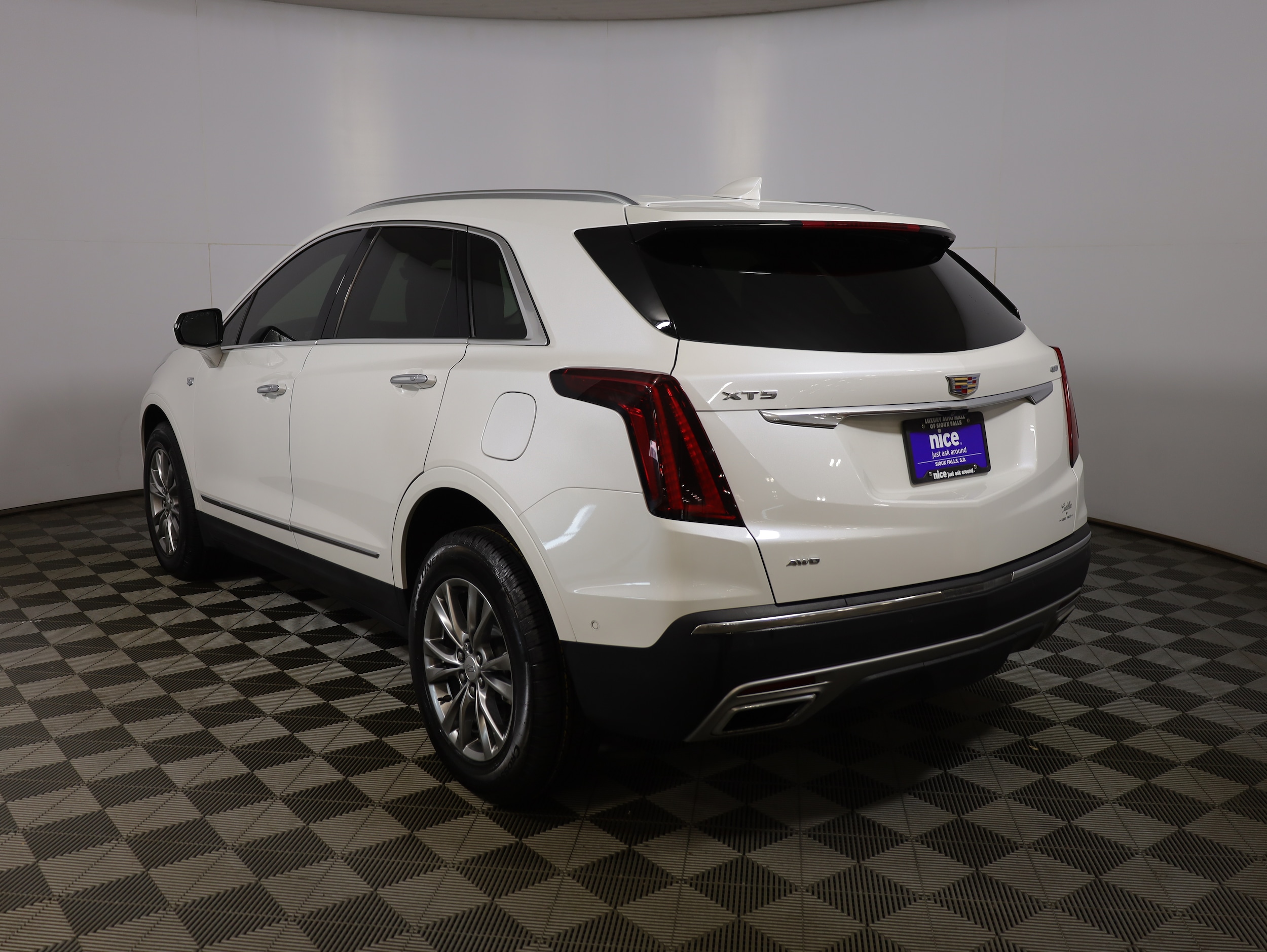 2023 Cadillac XT5 Premium Luxury - Photo 7
