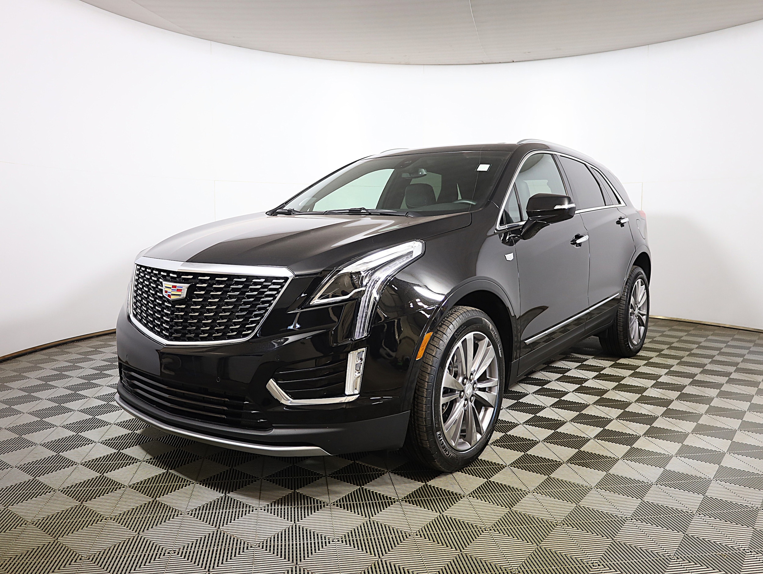 2025 Cadillac XT5 AWD Premium Luxury's photo