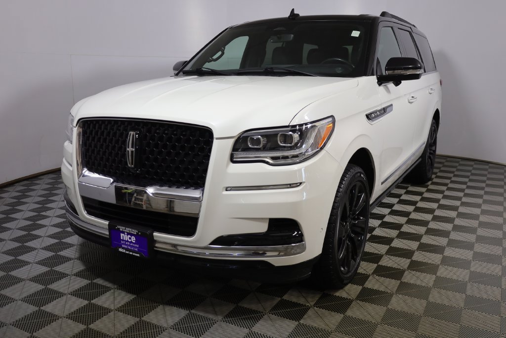  2022 Lincoln Navigator Black Label 4WD   