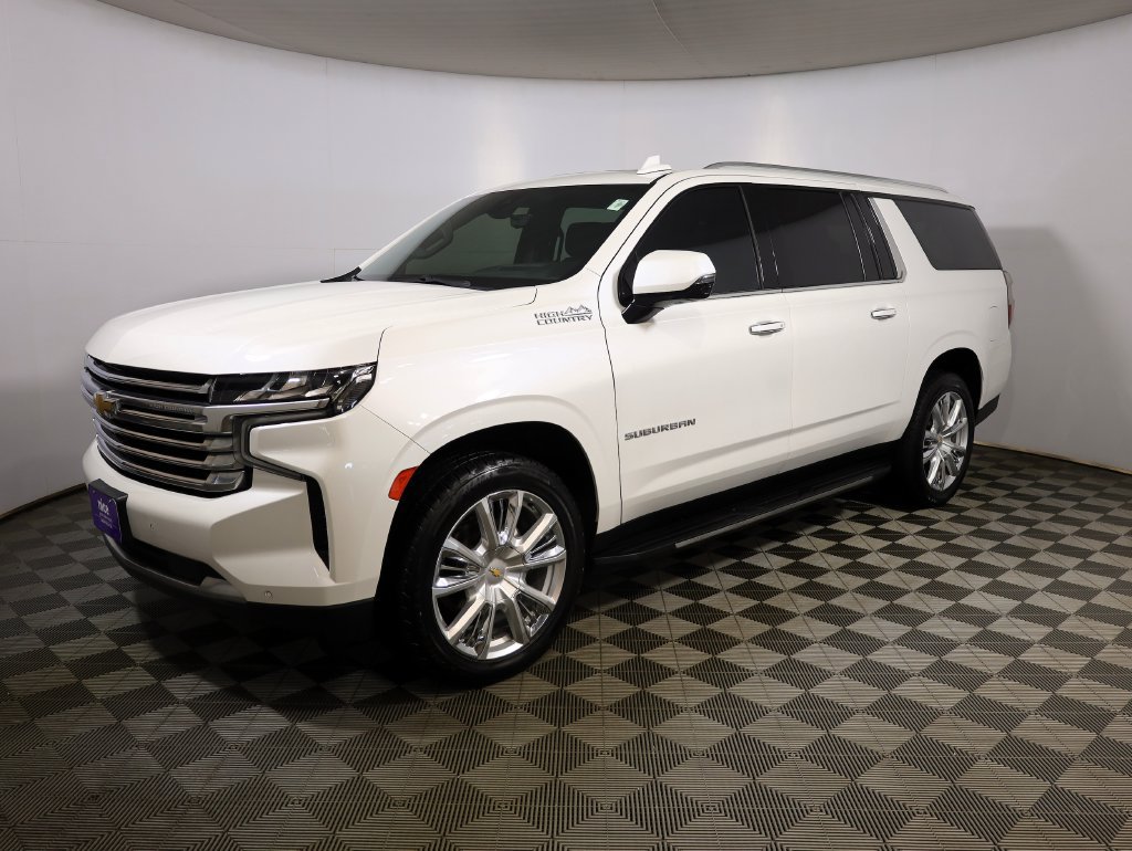 White (Iridescent Pearl Tricoat) 2021 Chevrolet Suburban SUV / Crossover Four-Wheel Drive 