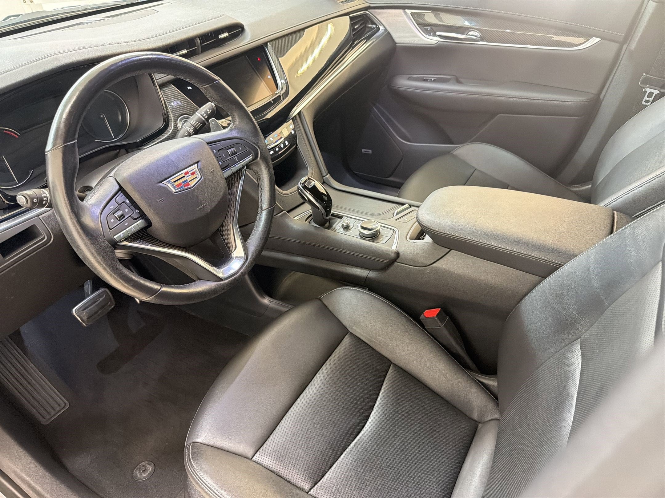 XT6 AWD Sport SUV