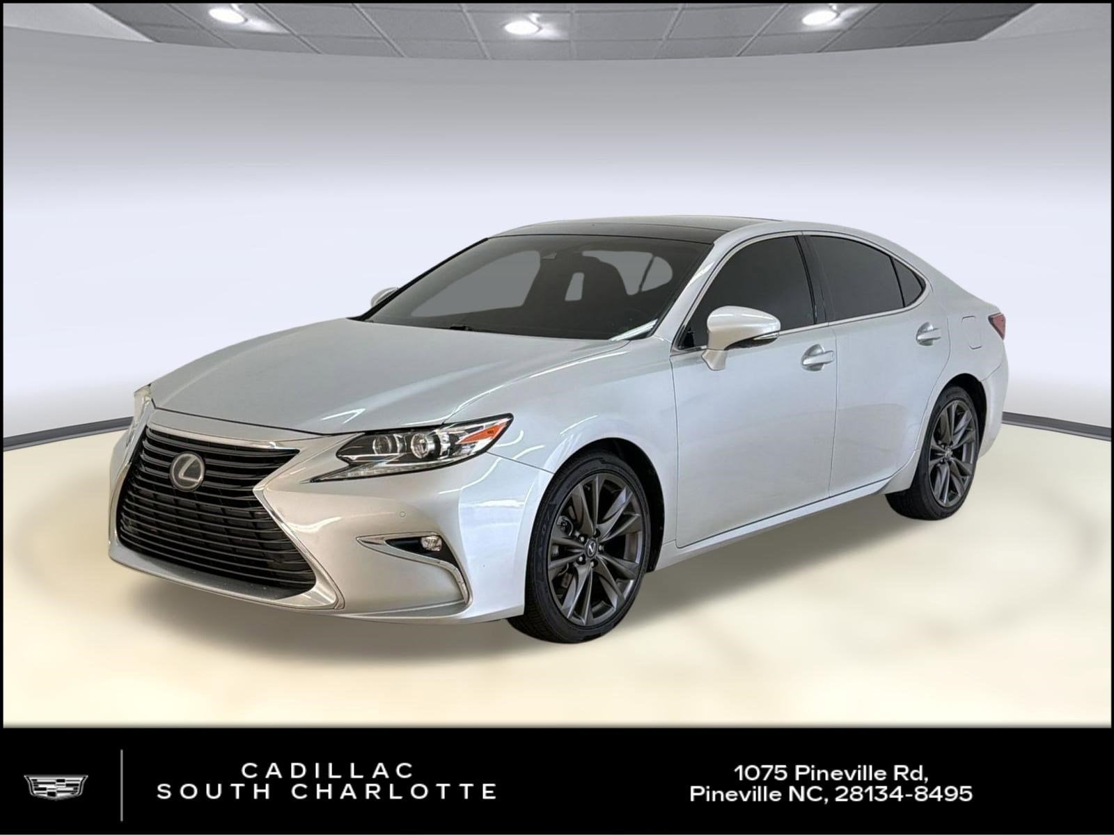 2016 Lexus ES 350 350's photo