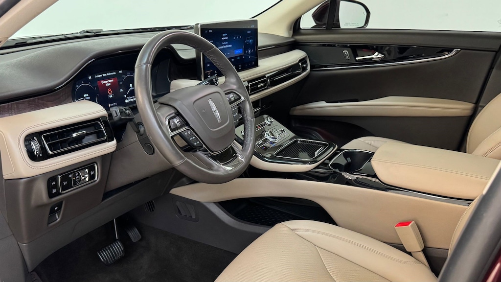 Used 2023 Lincoln Nautilus Reserve