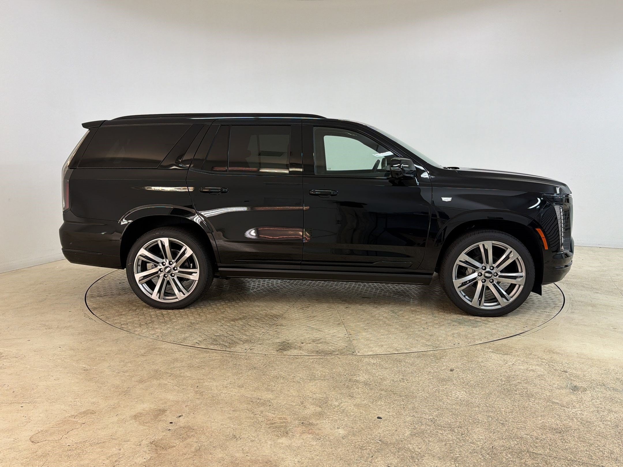 2026 Cadillac Escalade Sport - Photo 8