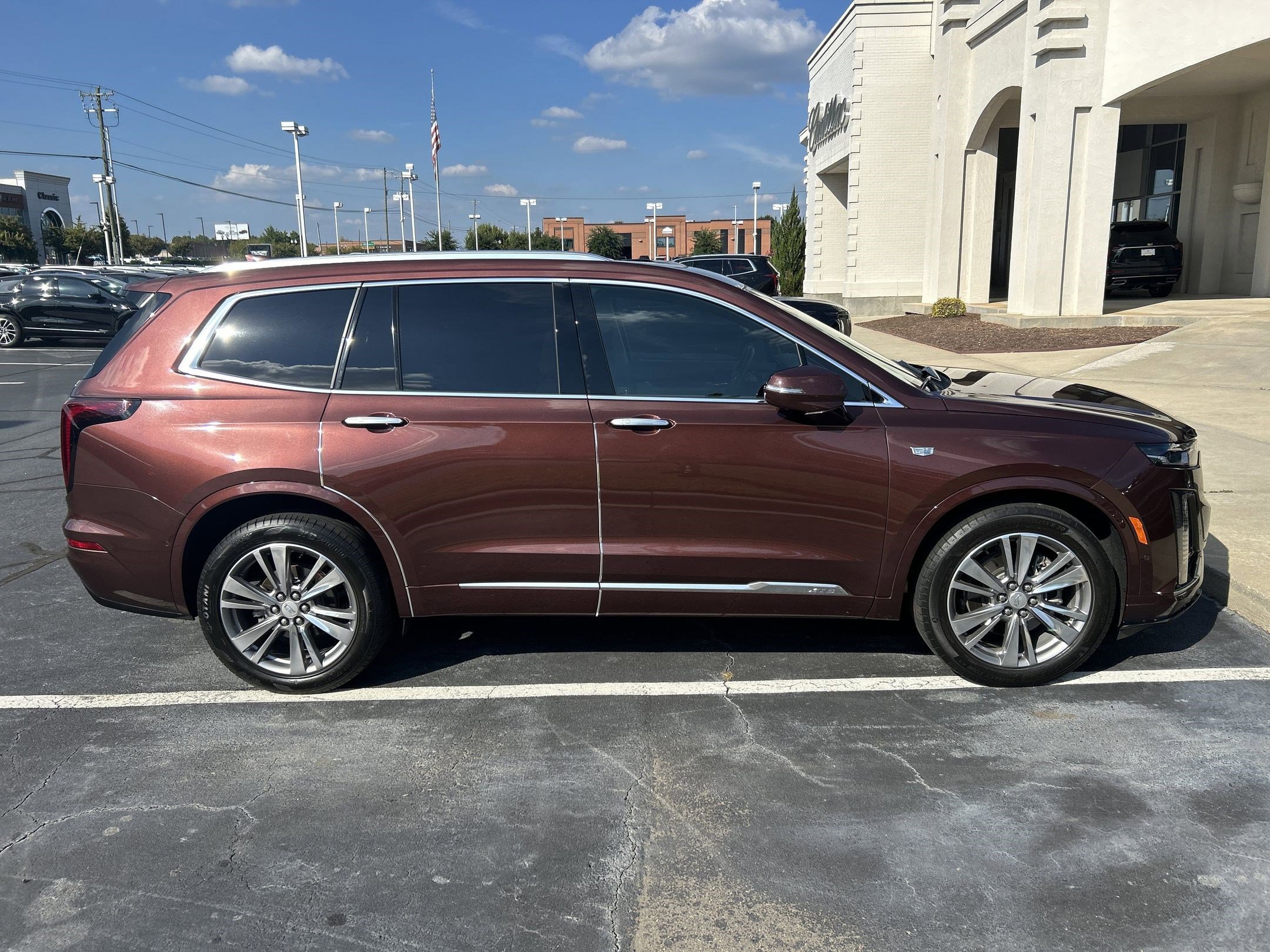 2022 Cadillac XT6 Premium Luxury photo 4