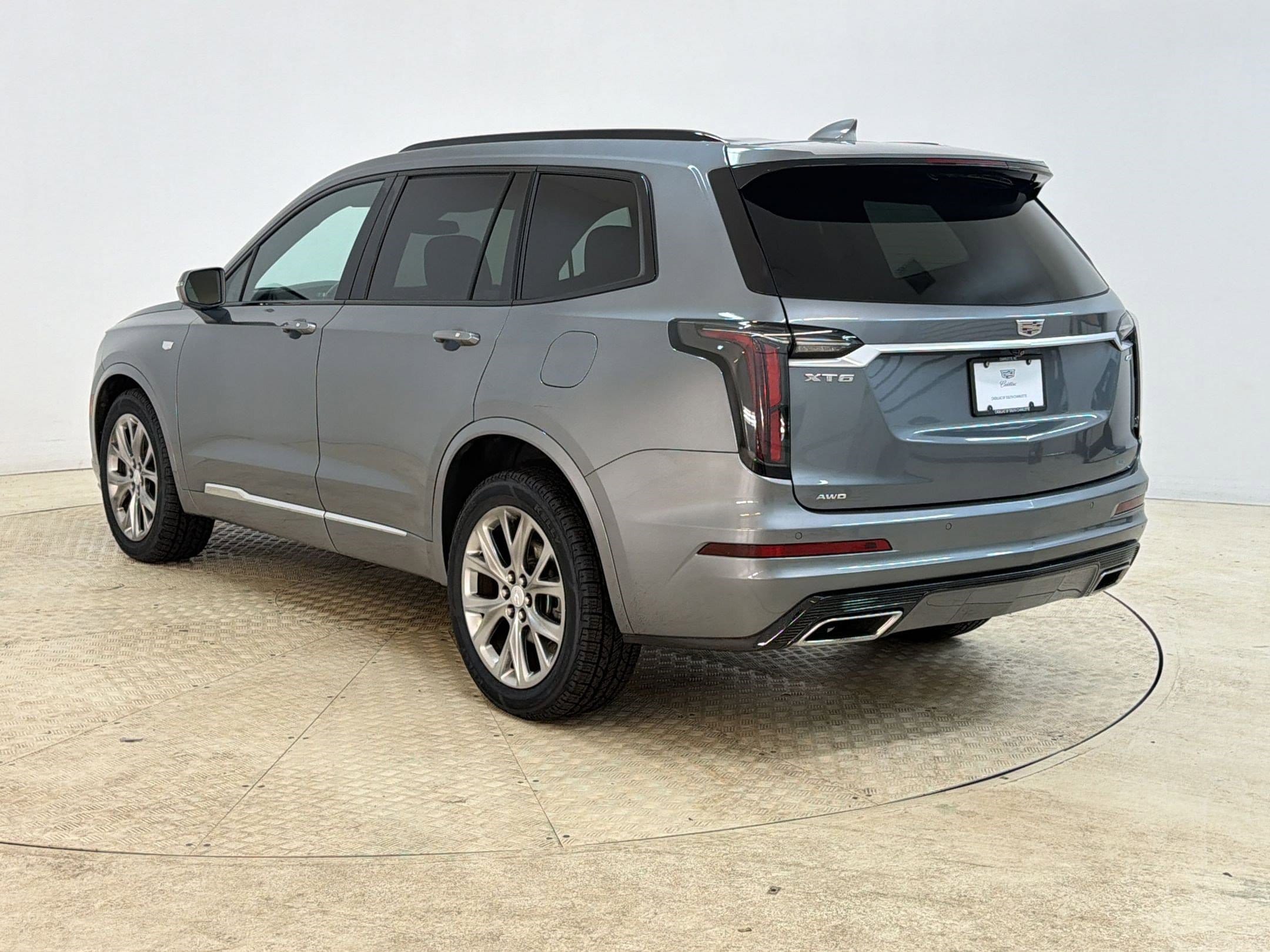 XT6 AWD Sport SUV